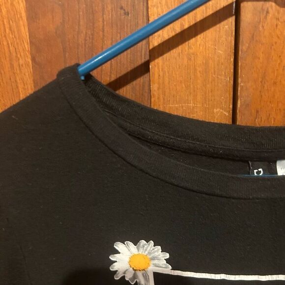 Divided tshirt short sleeve size medium - Picture 6 of 6